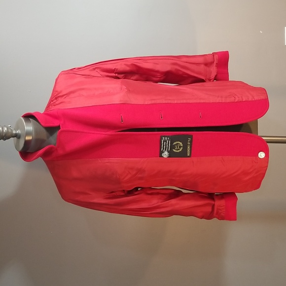 Fred Perry wool womens red blazer.  Oozing of quality.  Size 10 US fully lined - Picture 11 of 13